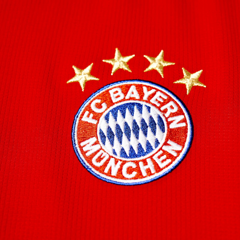 Dres adidas FC Bayern Mnichov domácí 15/16 SportObchod.cz